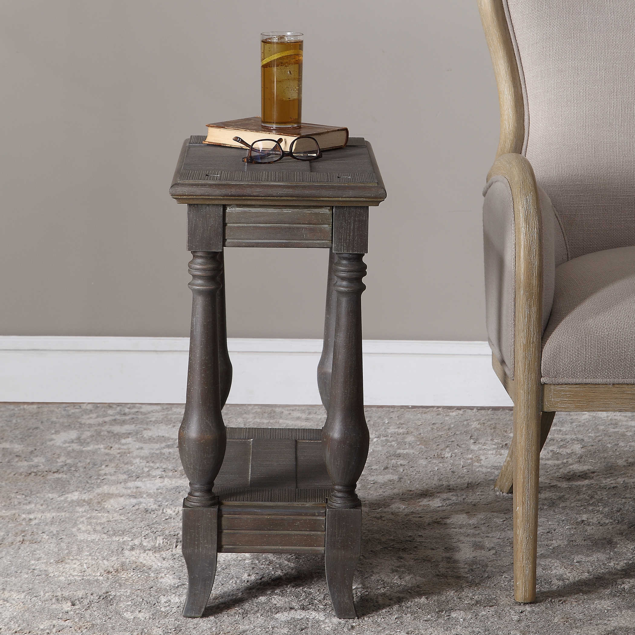 Picture of MARDONIO SIDE TABLE