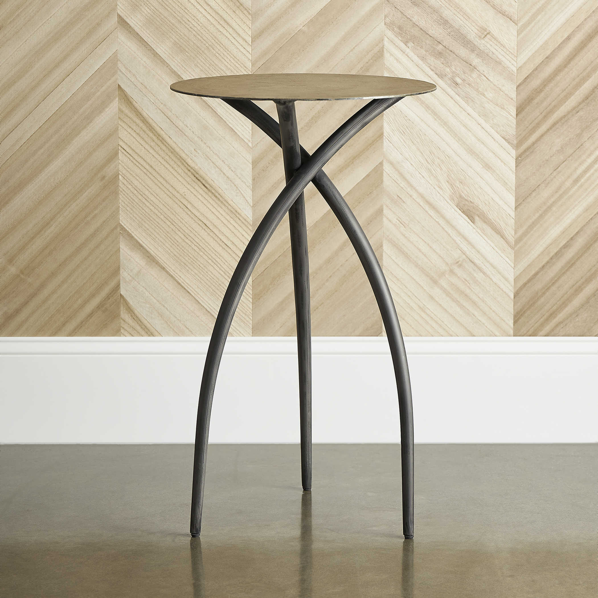 Renly Accent Table | Uttermost