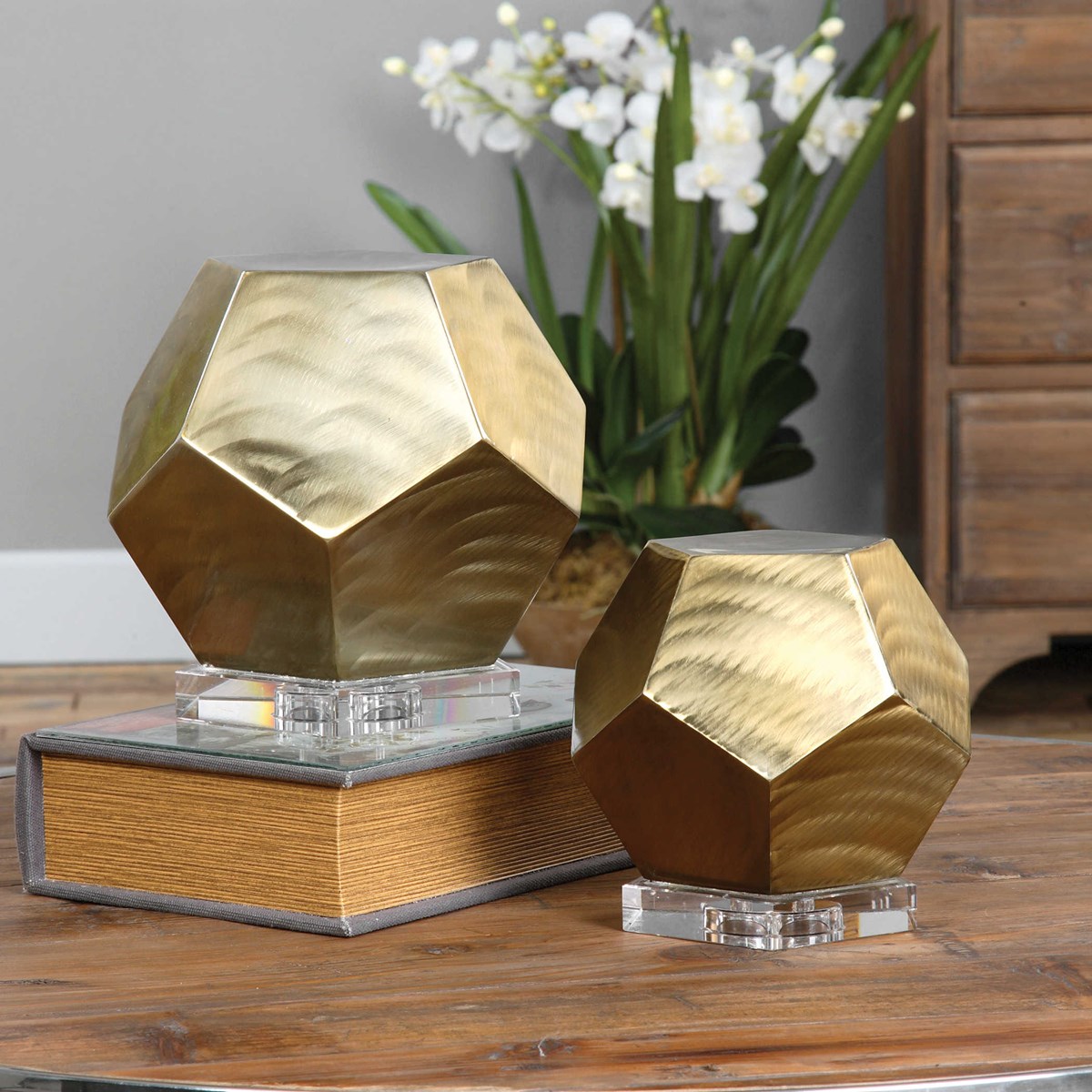 Pentagon Cubes, S/2 | Uttermost